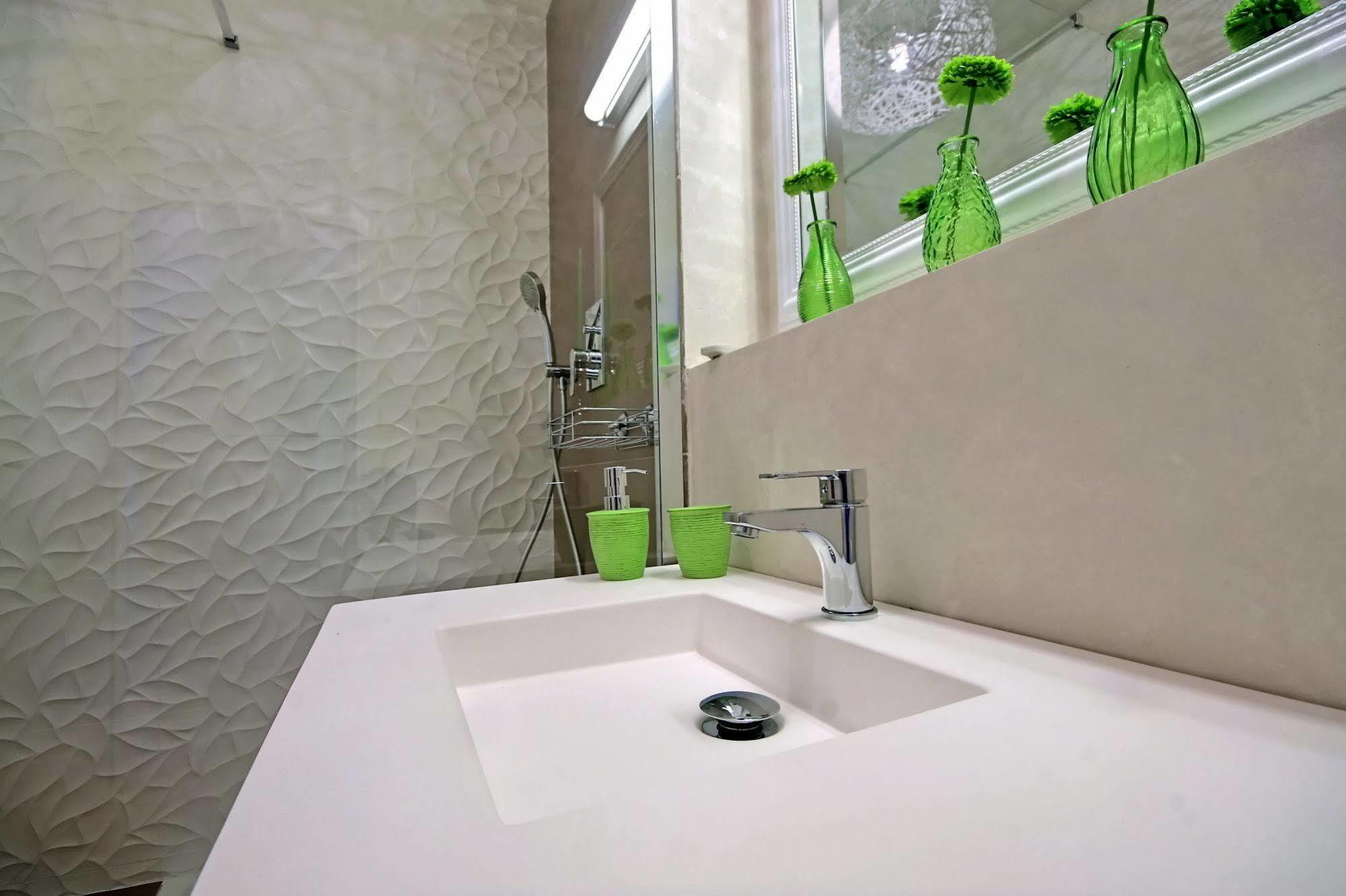 Angelo D'Oro Apartment Monte Ровінь Екстер'єр фото